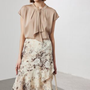 Falda de seda con volantes florales